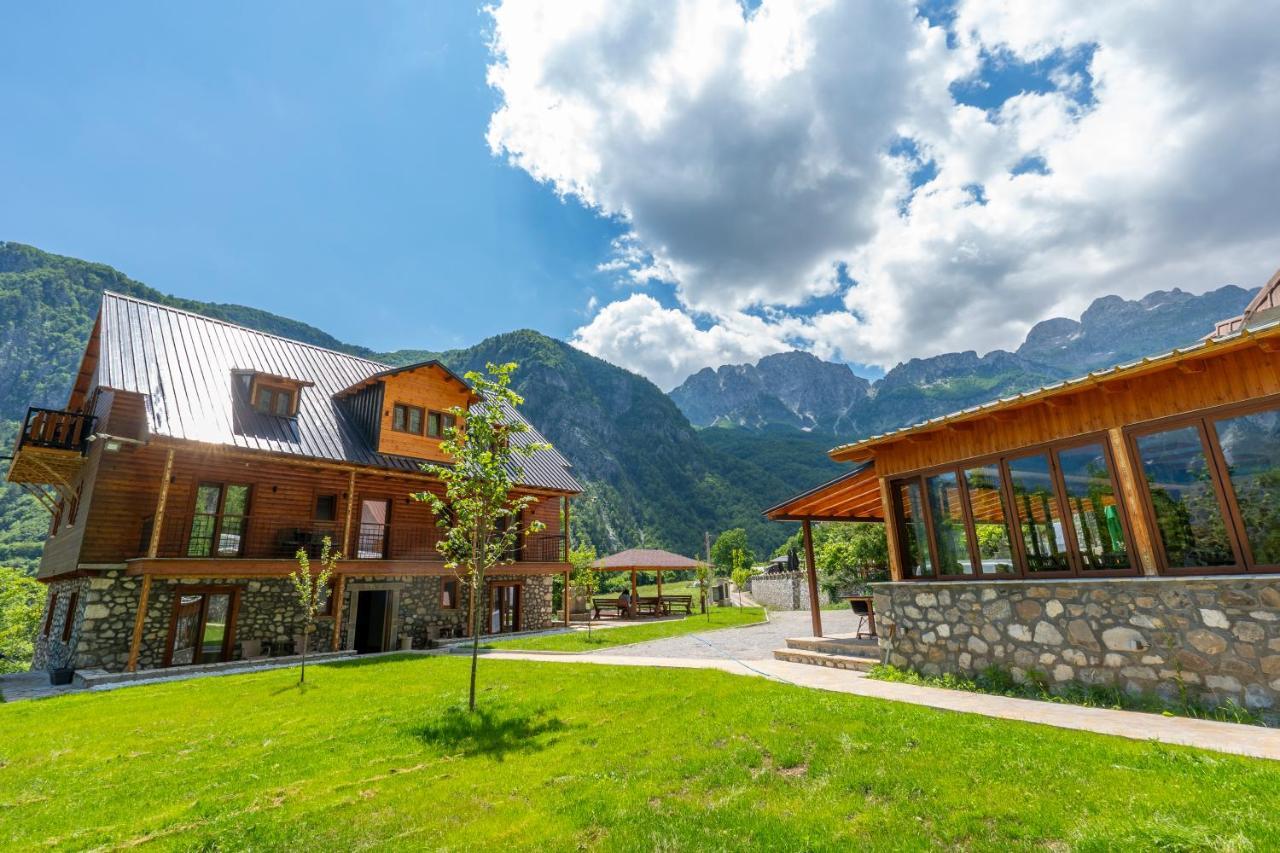 Gegest Hotel Theth Exterior photo